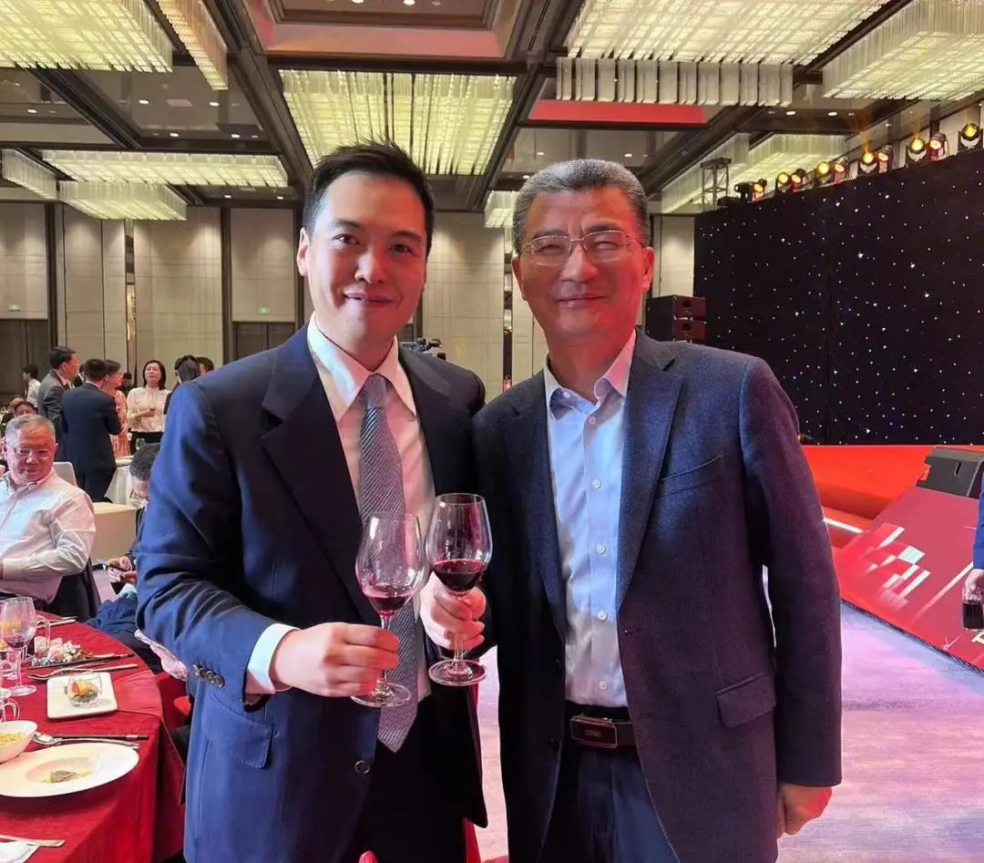 祝贺麦加芯彩成功上市！